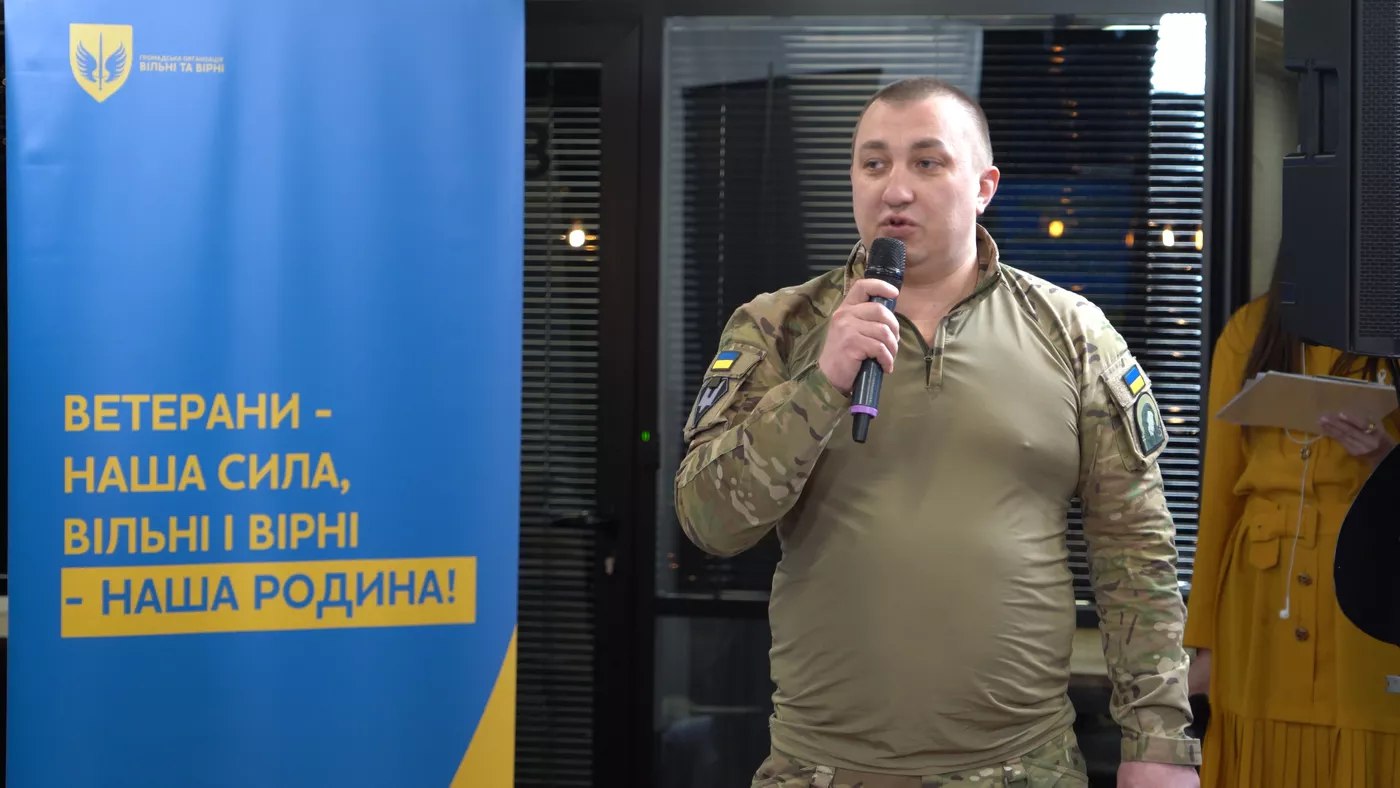 Ілюстрація до публікації «Жадібний ексголова СБУ у Миколаєві Віталій Герсак під виглядом військового робить нову аферу у сфері благодійності»