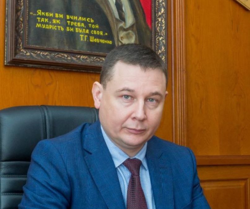 Ілюстрація до публікації «Кумівство, мільйонні зарплати та денна аспірантура: хто насправді керує у “Лісах України”»