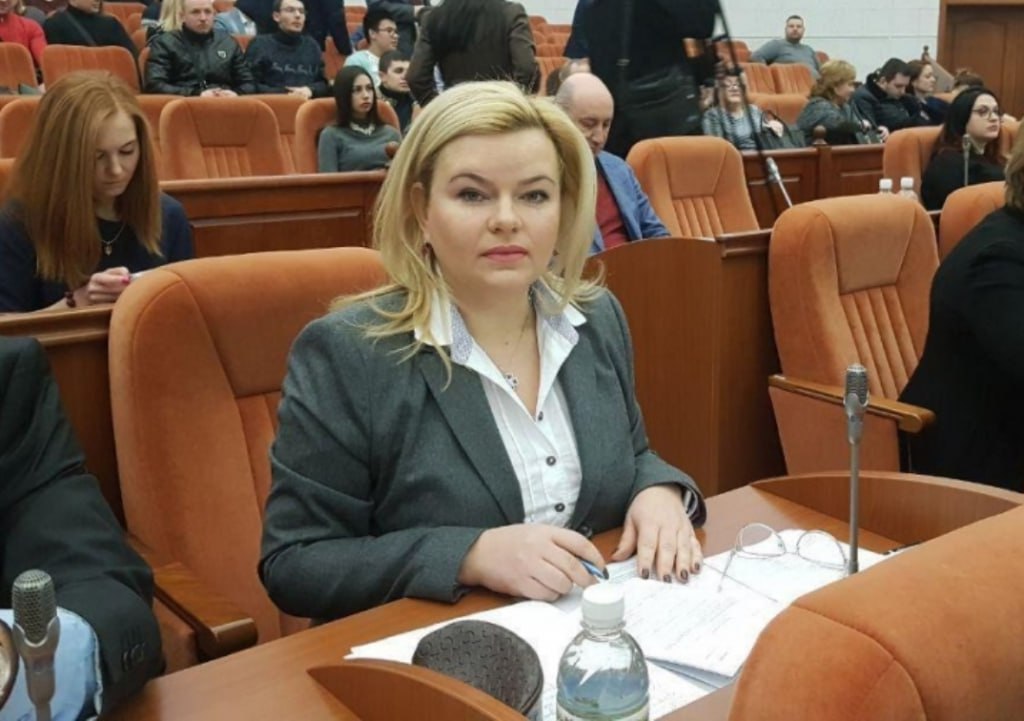 Ілюстрація до публікації «Сприяли ризиковим підприємствам уникати сплати податку – у Дніпрі судитимуть учасників злочинної організації, до якої входила екскерівниця податкової служби Ганна Чуб»