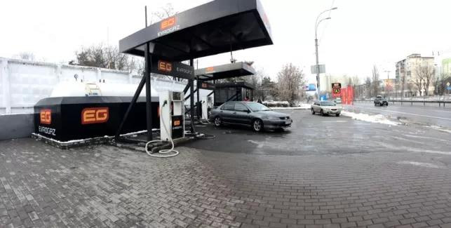 Ілюстрація до публікації «повідомляє: В КП № 72023000310000014 багато цікавих подій з вилученим паливом мережі Evrogaz»