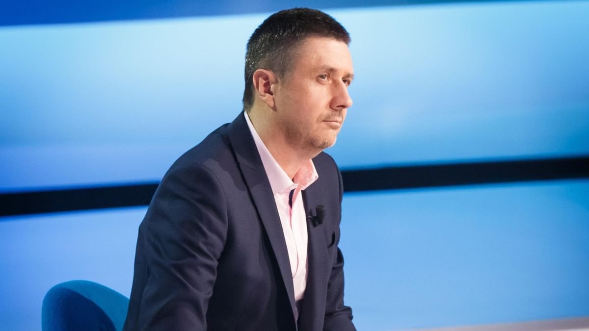 Ілюстрація до публікації «Справа НАНЦ: У 2017 тодішній віце-прем'єр-міністр В'ячеслав Кириленко разом із міністром освіти та науки Лілією Гриневич прибрали до рук Національний антарктичний науковий центр…»