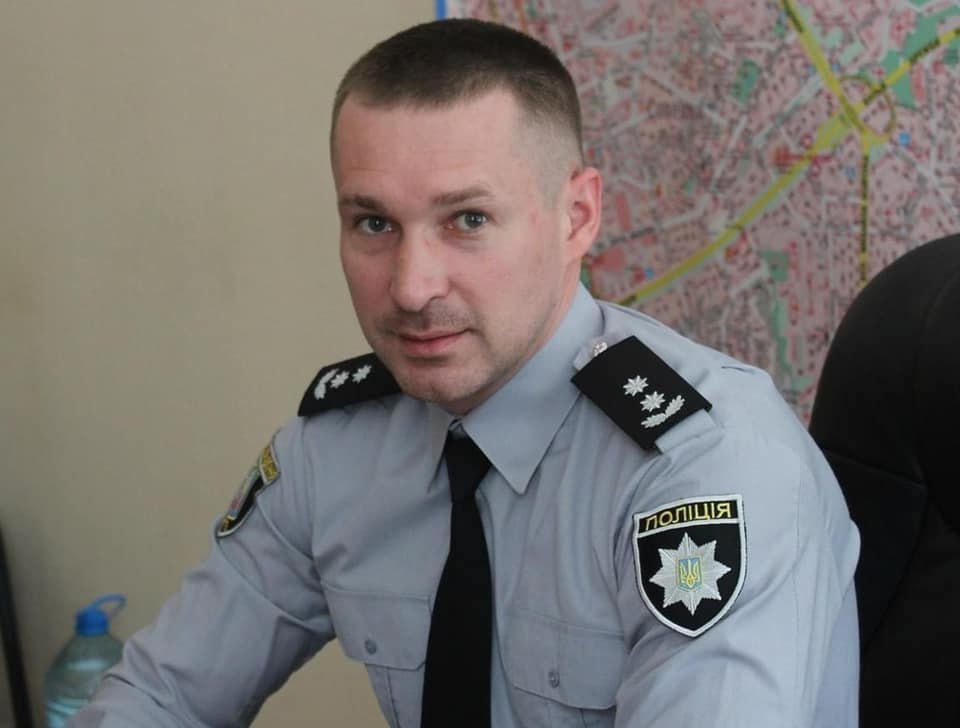 Ілюстрація до публікації «Новопризначений начальник Печерського управління поліції Києва Максим Письменний після підвищення подарував собі простору квартиру у Києві за 5,1 млн грн.»
