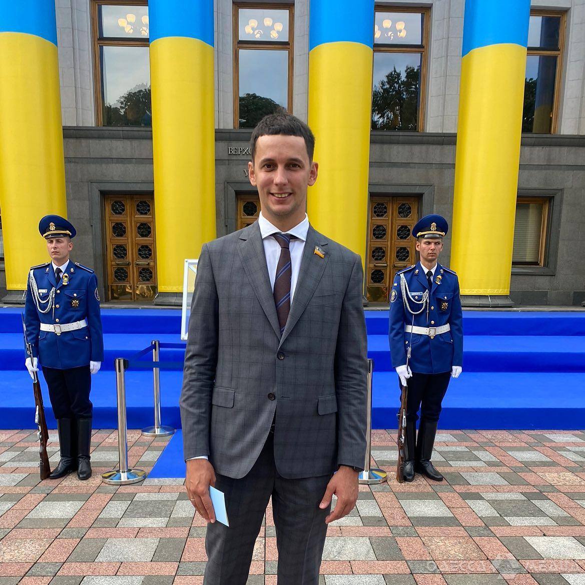 Ілюстрація до публікації «Теща народного депутата Олександра Горенюка (Слуга народу), Вікторія Кандзюба, активно агітувала голосувати за нього.»