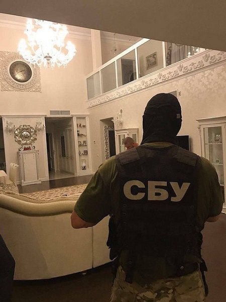 Ілюстрація до публікації «Куратор "Стріли"?: У той період УПО в Харківській області очолював Юрій Лукавенко. За дивним збігом обставин, після скандалу з ПП “Стріла” у 2023 він ненадовго став начальником…»
