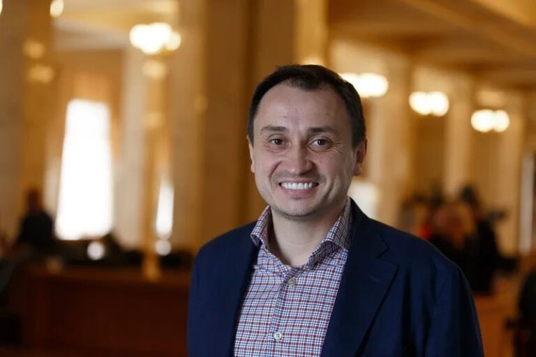 Ілюстрація до публікації «Міністр аграрної політики Микола Сольский затриманий НАБУ»