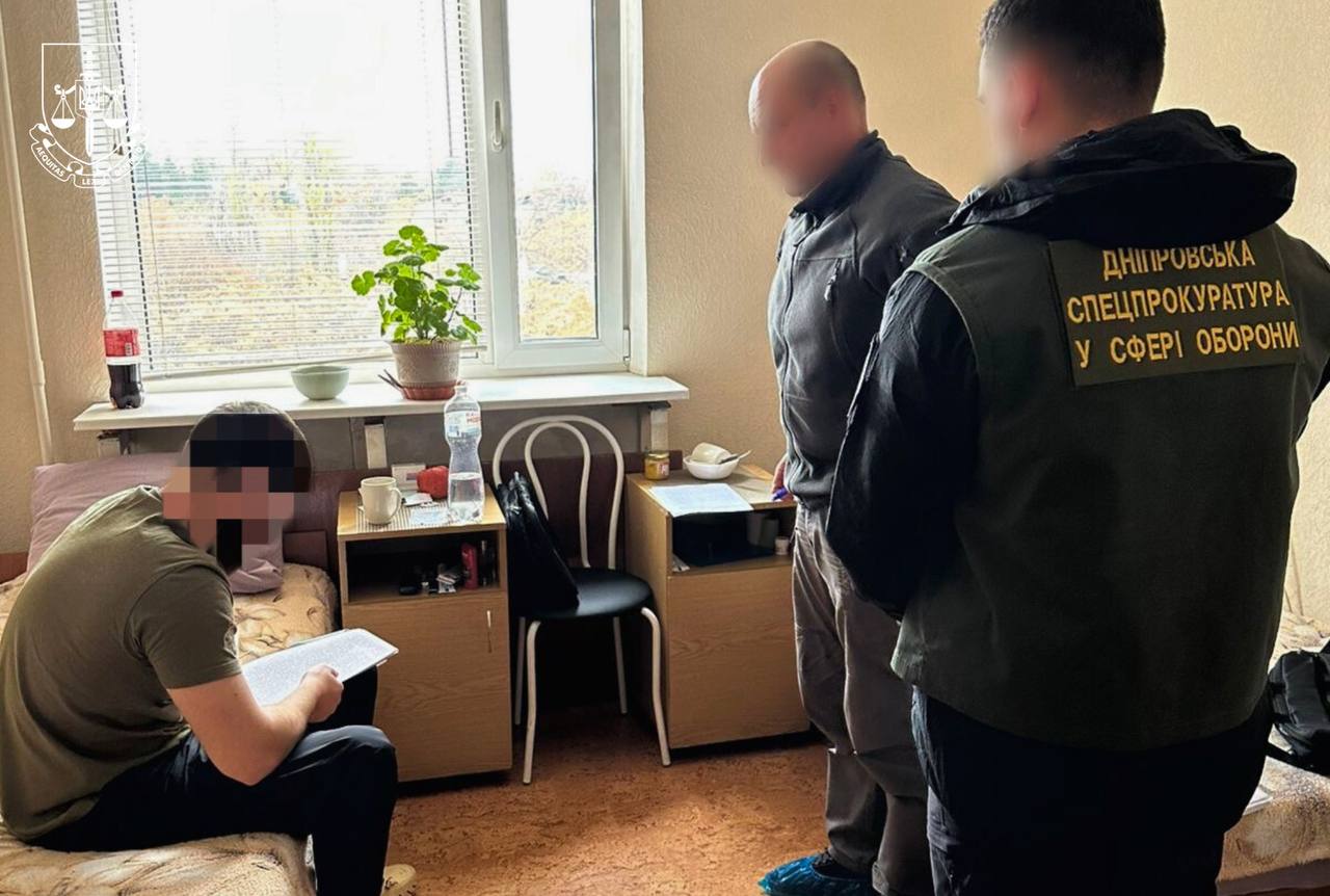 Ілюстрація до публікації «Командиру підрозділу безпілотних систем повідомлено про підозру через загибель військових і цивільних під час урочистостей»