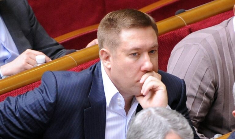 Ілюстрація до публікації «Апеляційна палата ВАКС відпустила колишнього нардепа від фракції БПП Руслан Сольвар під особисте зобов'язання, а його 242 240₴ застави перерахували на потреби ЗСУ»