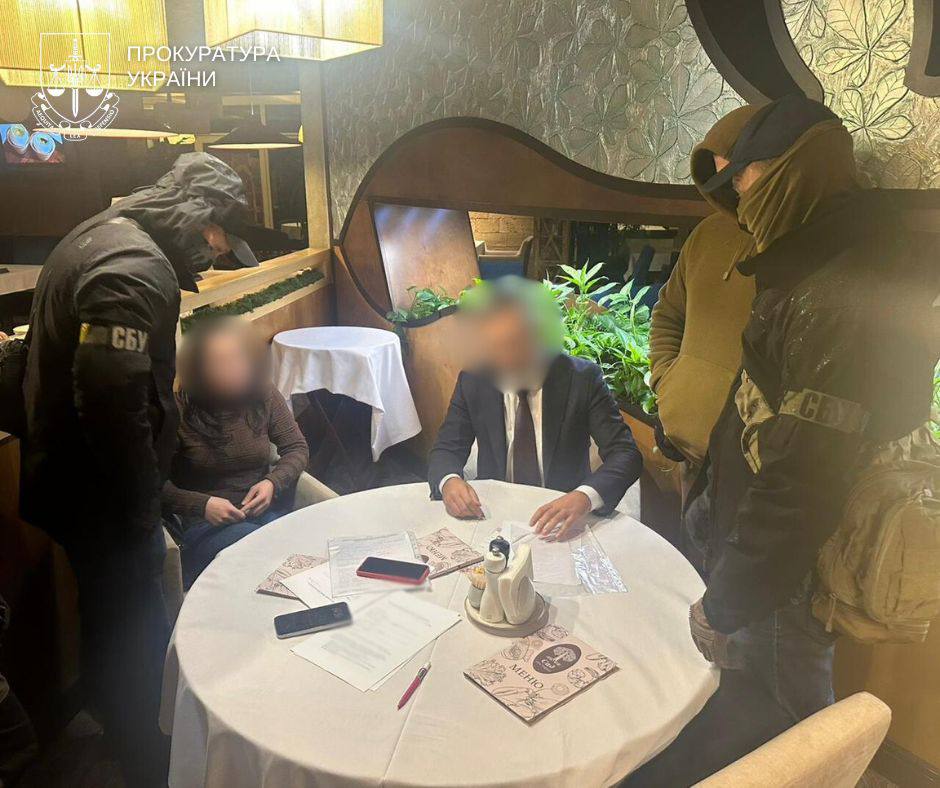 Ілюстрація до публікації «Стати народним депутатом за $160 тис - керівнику ліквідованої партії повідомлено про підозру у шахрайстві»