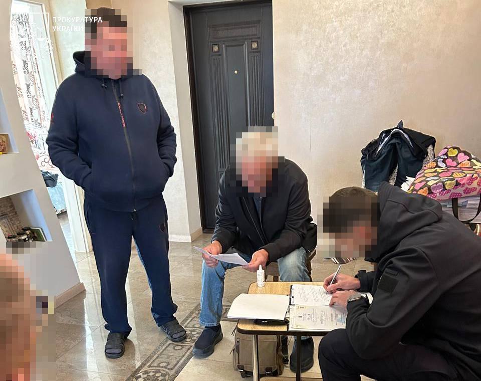 Ілюстрація до публікації «Суддю та подружжя викрито на схемі захоплення квартир померлих»