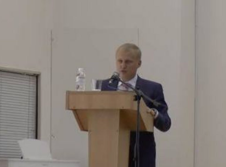 Ілюстрація до публікації «встановило: Ексочільник Генеральної інспекції Офісу генпрокурора Андрій Яковлев, який зараз є керівником Київської окружної прокуратури Харкова, за декілька місяців перед…»