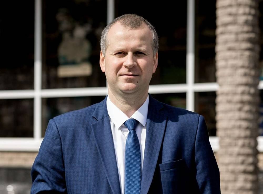 Ілюстрація до публікації «"Гондони" у костюмчиках...»