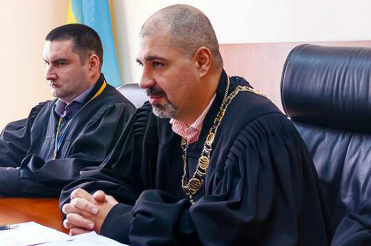 Ілюстрація до публікації «Суддя П’ятого апеляційного адміністративного суду Андрій Бойко вказав величезну суму готівки, яку він зберігає вдома.»