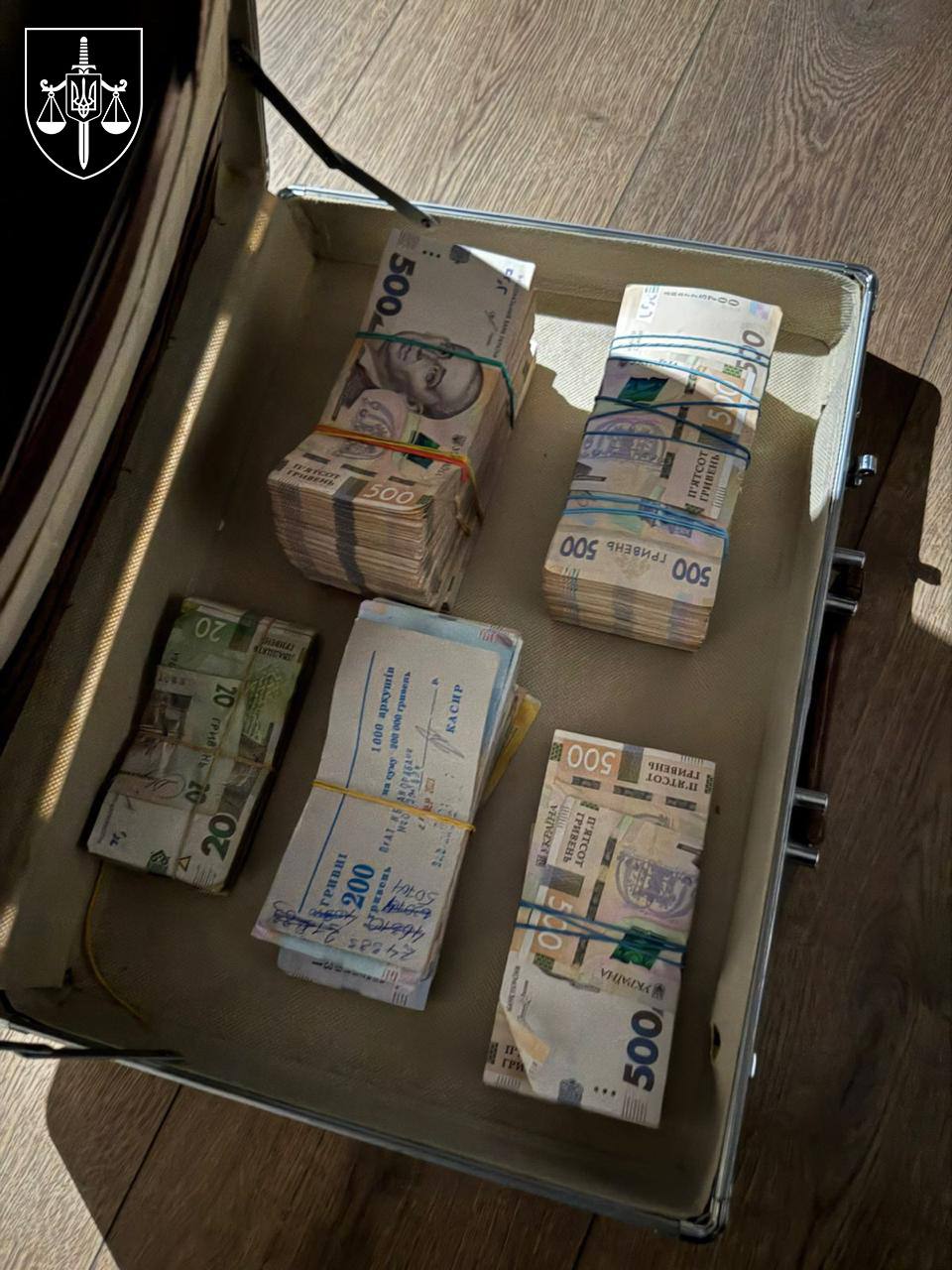 Ілюстрація до публікації «Понад пів мільярда гривень оборонних коштів намагалися «відмити» через фіктивні компанії»