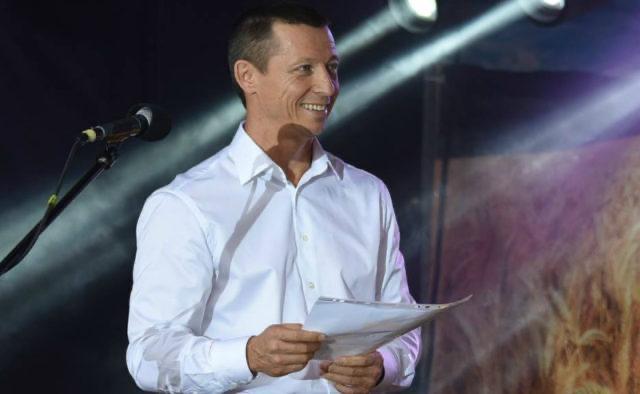 Ілюстрація до публікації ««Дах» для call-центрів депутата: версія Absolution»