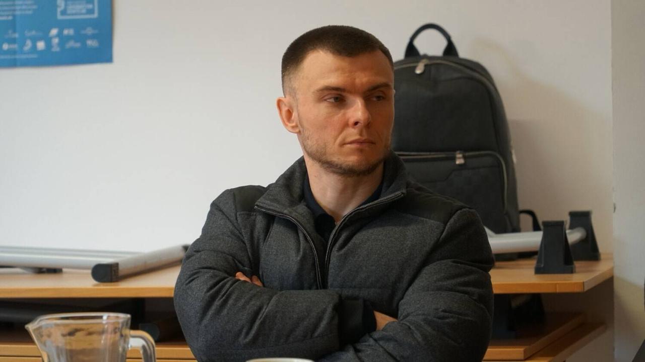 Ілюстрація до публікації ««Дах» для call-центрів депутата: версія Absolution»