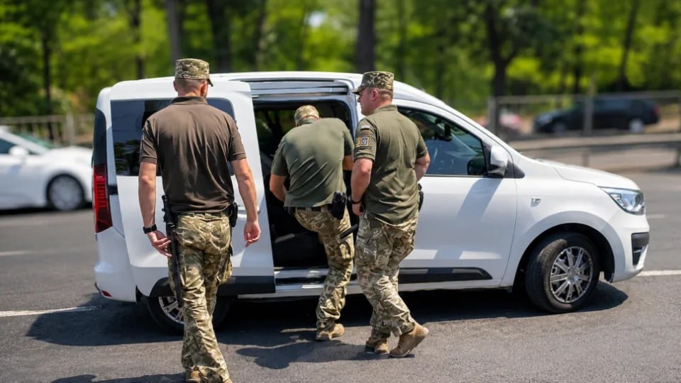 Ілюстрація до публікації «Водій Хаджибейського ТЦК: вирок за фіктивну повістку»