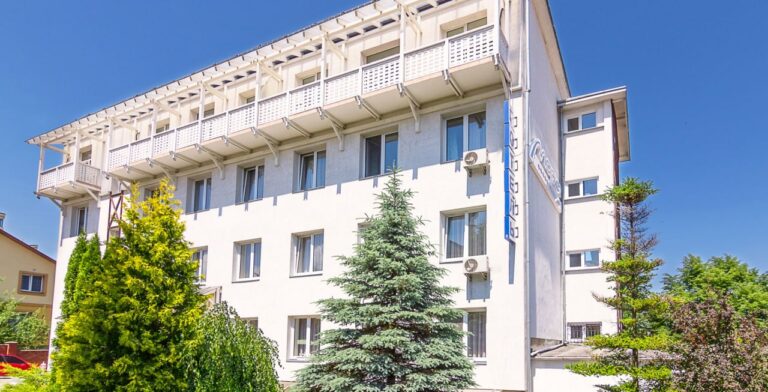 Ілюстрація до публікації «АРМА шукає управителя частки готелю «Маріот медікал центр»»